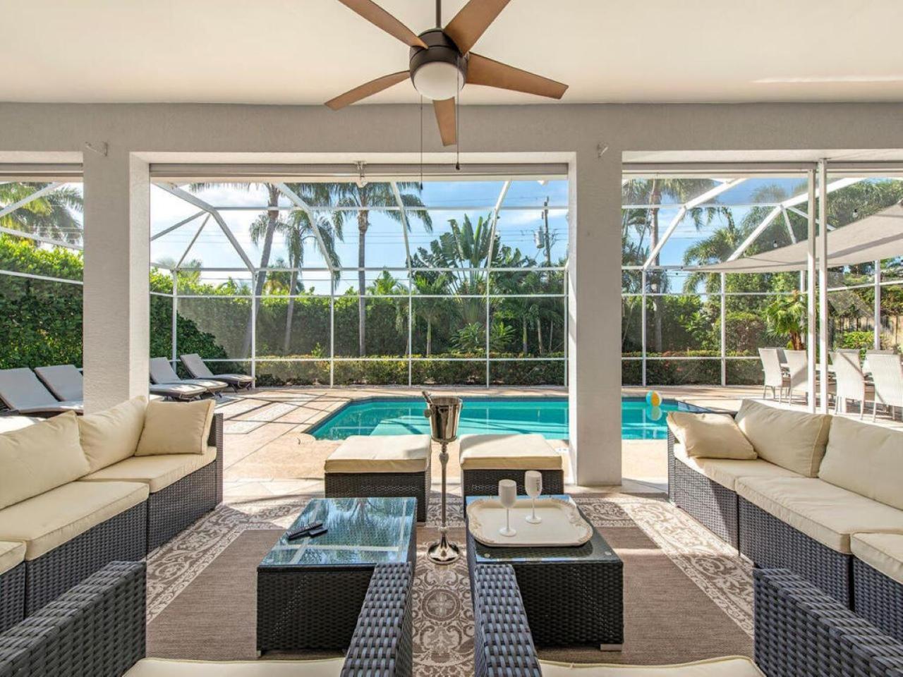 Lux Family 3 Bedroom With Pool Villa Walk To Beach And Mercato North North Naples Esterno foto
